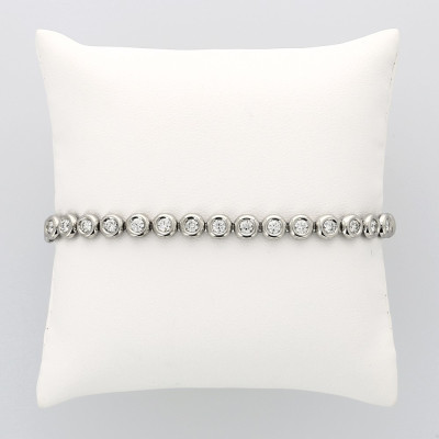 Bracelet  rivière Tennis femme en serti clos pour 3,17 carats fermeture avec cliquet et deux huits de sécuité - or 18 carats