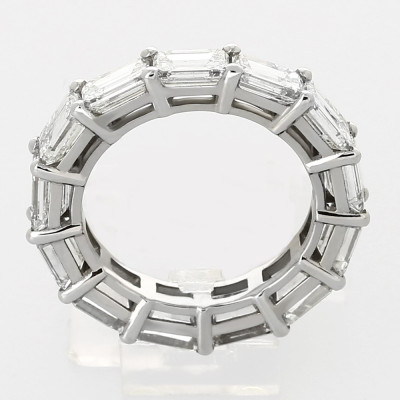 Alliance américaine diamants taille emmeraude (7,04 carats) serti 2 griffes - or 18 carats