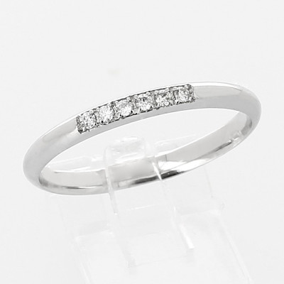Alliance or et diamants Daniela. Jonc avec 6 diamants serti grains - or 18 carats