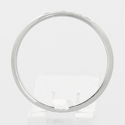 Alliance or et diamants Daniela. Jonc avec 6 diamants serti grains - or 18 carats