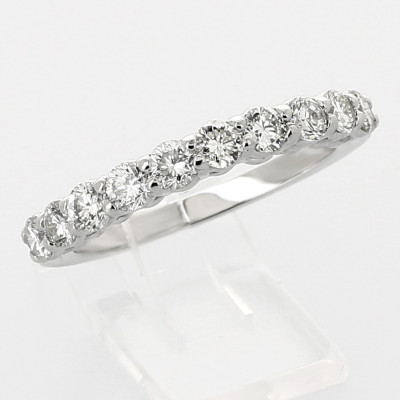 Alliance Femme or et diamants Jade. Demi tour serti griffes diamants 1,10 carat - or 18 carats