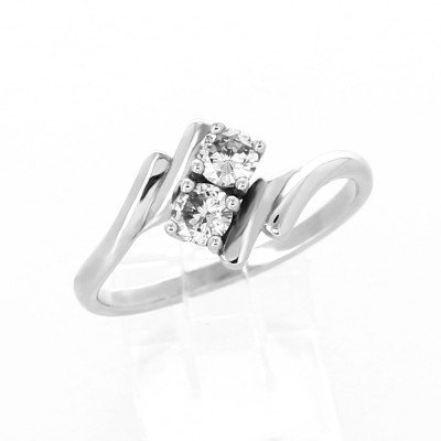 Bague toi et moi mouvement croisé sertissage griffe diamant 0,36 carat au total - or 18 carats