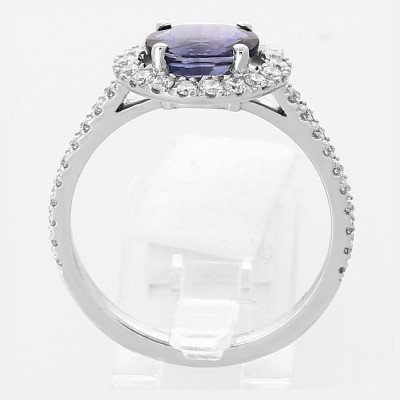 Bague or, saphir et diamants Sybille. Un saphir ovale de 1,82 ct - or 18 carats