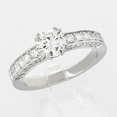 Solitaire or et diamants Diana. Corps et côtés pavés diamants - or 18 carats