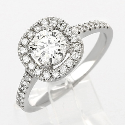 Solitaire or et diamants Kelly 0,70ct. Bague de forme coussin - or 18 carats