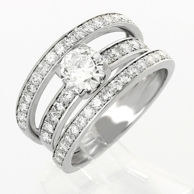 Bague or et diamants Johanna. 3 corps pavé de diamants avec un diamant central de 1,11 ct - or 18 carats