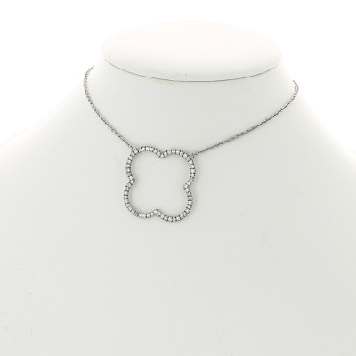 Collier pendentif trèfle micro sertis diamants 0,58 carat-or 18 carats