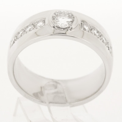 Bague or et diamants Oceane. En or 18 carats.