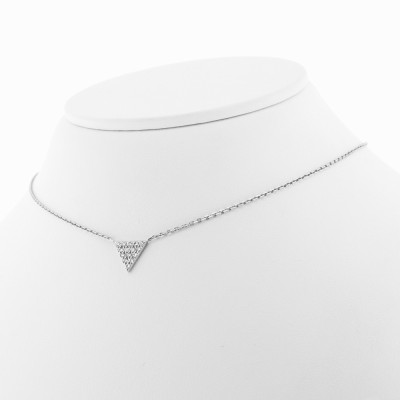 Collier pendentif avec motif triangle pavé de diamants pour 0,16 ct serti grains