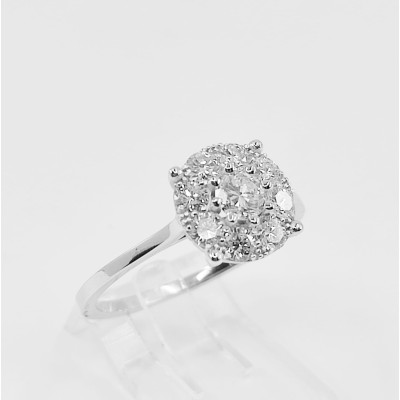 Solitaire illusion Vanessa GM. Pavage de 0,62ct de diamants - or 18 carats