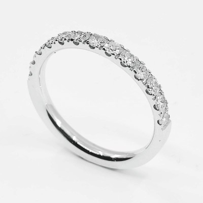 Alliance demi tour or et diamants Louane. En or 18 carats.