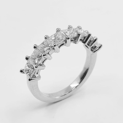 Alliance or et diamants Anaïs. Demi tour princesses - Or 18 carats