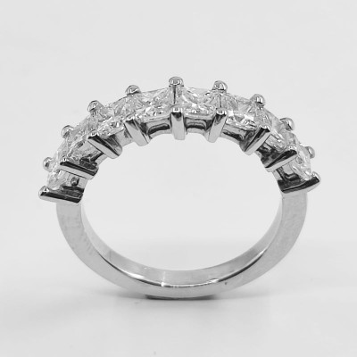 Alliance or et diamants Anaïs. Demi tour princesses - Or 18 carats