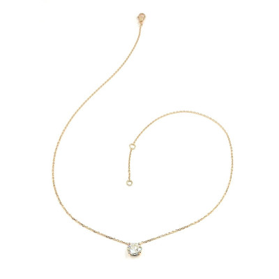 Collier avec un diamant solitaire de 1,54 ct. Monture extra plate. Chaine maille forçat diamantée - or 18 carats