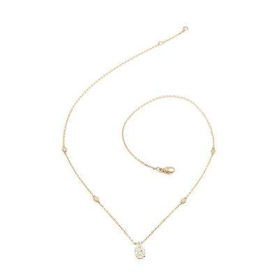 Collier diamant forme poire de 1,07 ct avec 4 diamants en serti clos sur la chaine - or 18 carats
