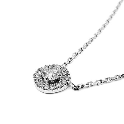 Collier or et diamants entourage de forme coussin avec un diamant de 0,29 ct au centre - or 18 carats