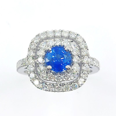Bague saphir et diamants Fascination. Forme coussin avec double entourage de diamants et demi corps serti - or 18 carats