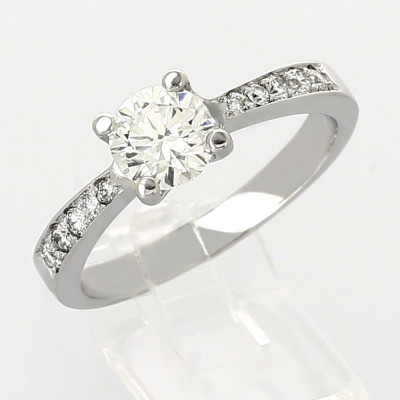 Solitaire or et diamants Venise. - or 18 carats.