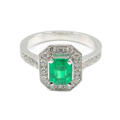 Bague émeraude et diamants " Rose". Emeraude RPC de 0,78 ct - or 18 carats.